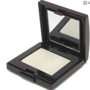 New in box Laura Mercier Luster Eye Colour in Star Fruit - 2 for $15
